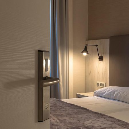 Hostal Bcn 46 Βαρκελώνη Εξωτερικό φωτογραφία