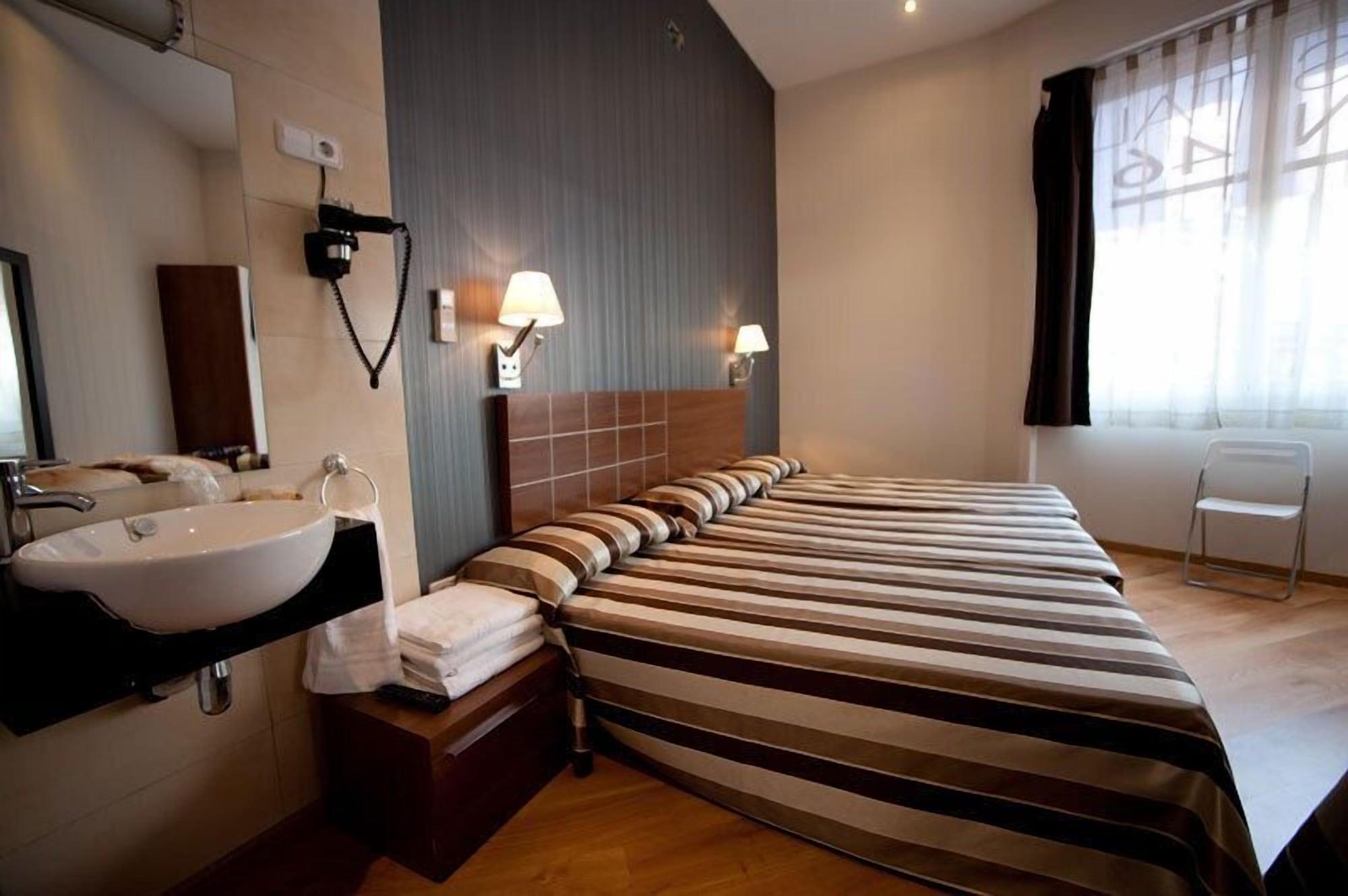 Hostal Bcn 46 Βαρκελώνη Εξωτερικό φωτογραφία