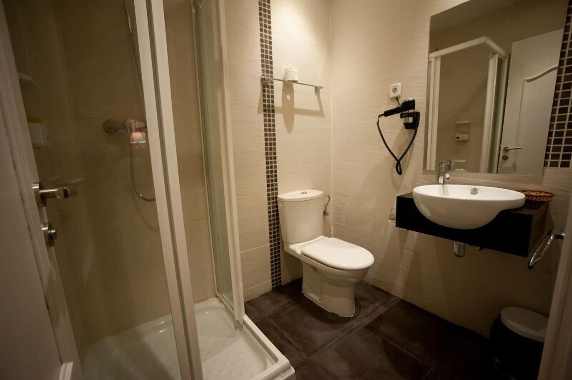 Hostal Bcn 46 Βαρκελώνη Εξωτερικό φωτογραφία