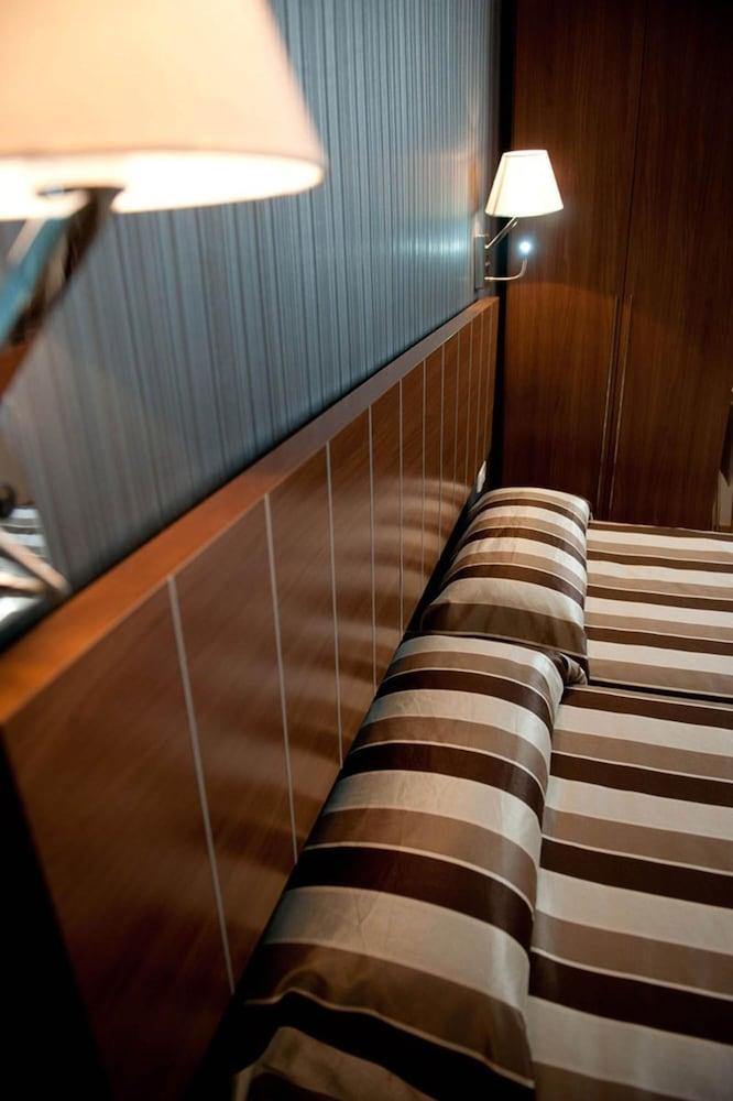Hostal Bcn 46 Βαρκελώνη Εξωτερικό φωτογραφία