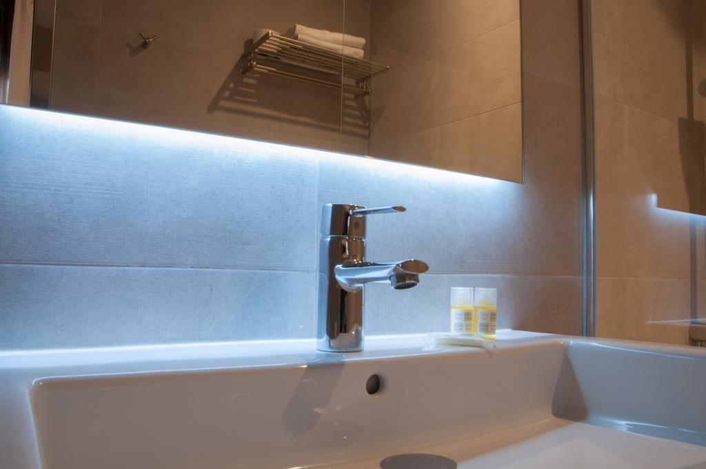Hostal Bcn 46 Βαρκελώνη Εξωτερικό φωτογραφία
