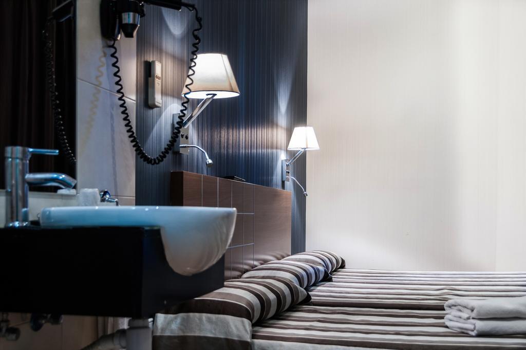 Hostal Bcn 46 Βαρκελώνη Εξωτερικό φωτογραφία