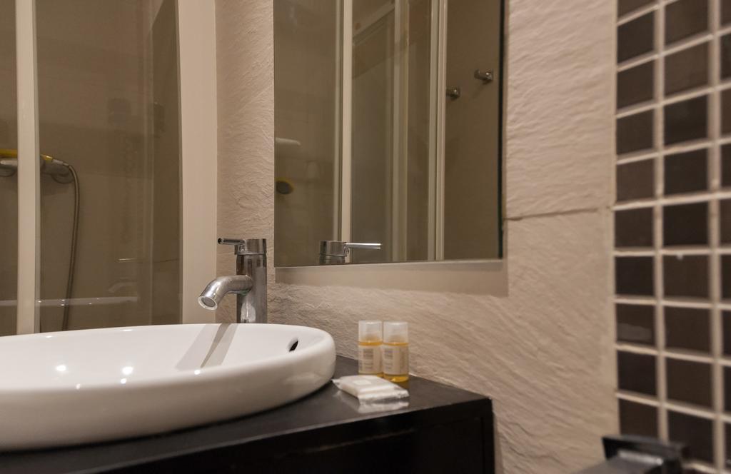Hostal Bcn 46 Βαρκελώνη Εξωτερικό φωτογραφία