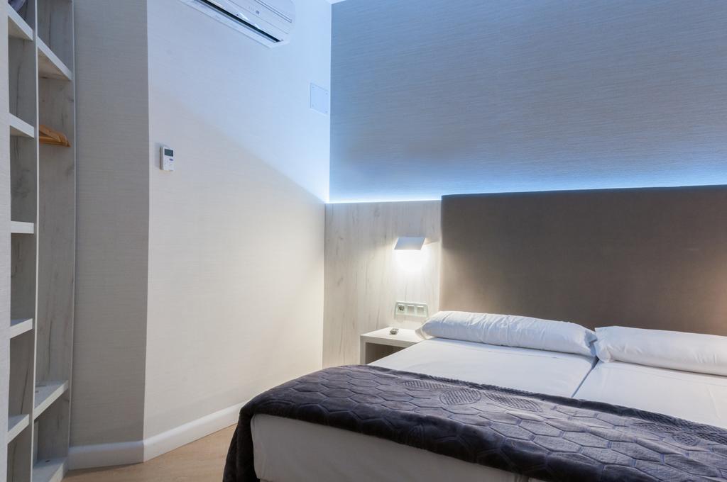 Hostal Bcn 46 Βαρκελώνη Εξωτερικό φωτογραφία