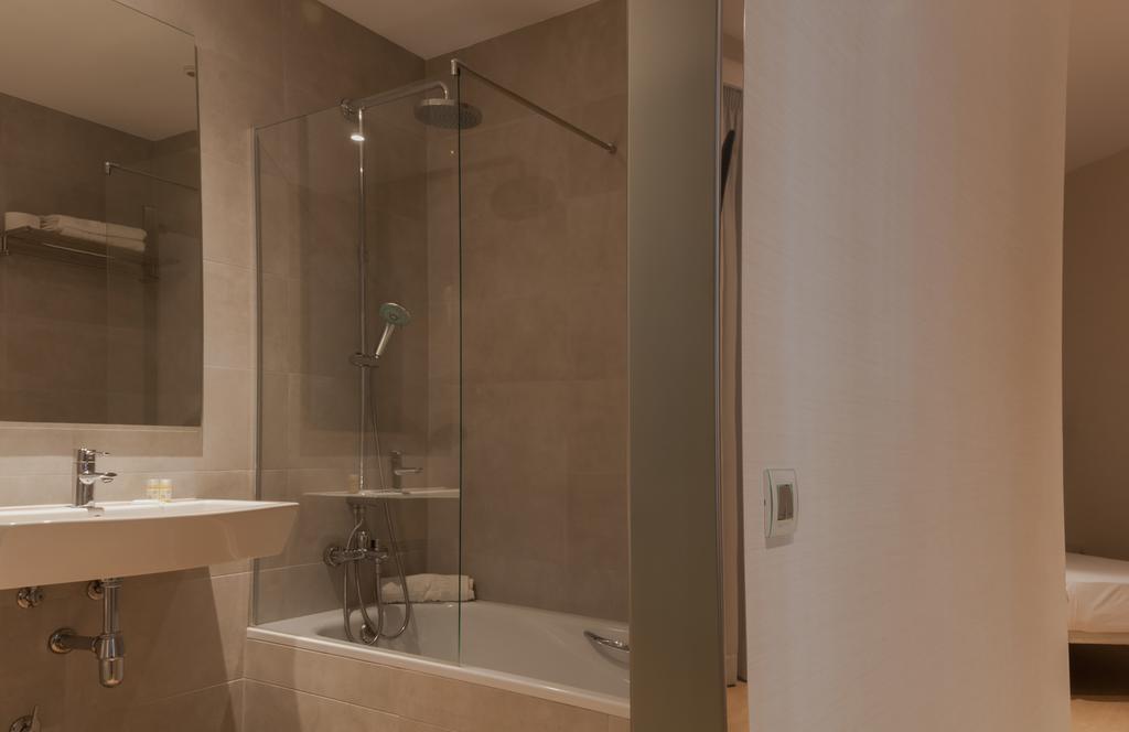 Hostal Bcn 46 Βαρκελώνη Εξωτερικό φωτογραφία