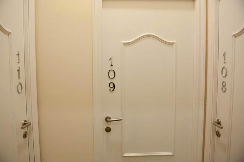 Hostal Bcn 46 Βαρκελώνη Εξωτερικό φωτογραφία